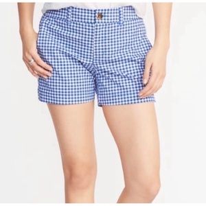 Old Navy Blue Gingham Everyday Short. Size 2. NWT.